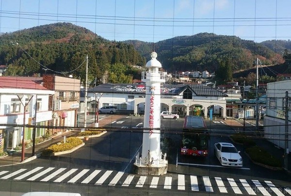 2015年11月、ホテルパールシティから気仙沼駅を見たところ=撮影・松中みどり