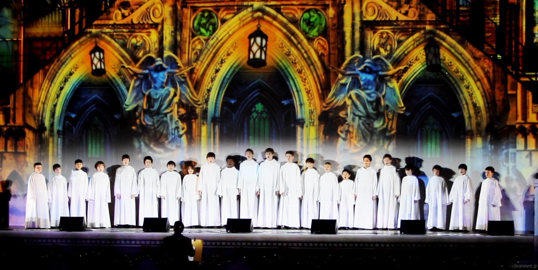 「LIBERA Christmas Concert in Universal Studios Japan」より＝撮影・橋本正人