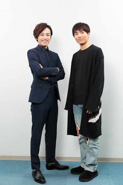 鈴木勝吾さんと宮崎秋人さん＝撮影・山本尚侍