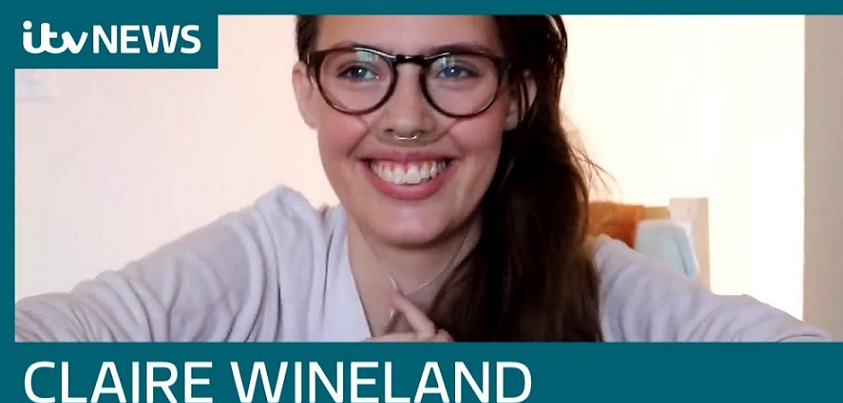 YouTubeの「Inspirational cystic fibrosis activist Claire Wineland dies after lung transplant 」＝「ITV　News」チャンネル より