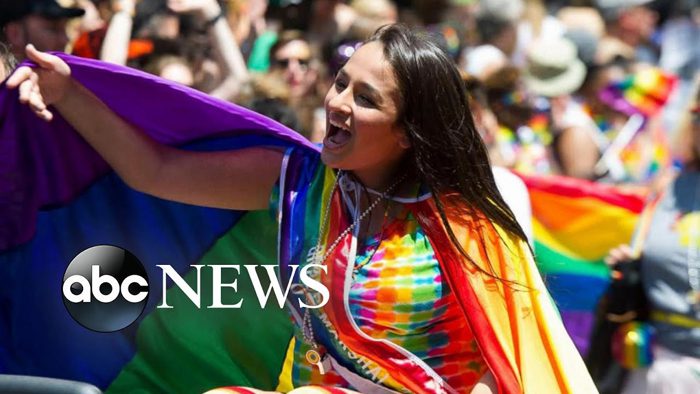 YouTubeの「It was like a dream': Trans advocate Jazz Jennings on gender confirmation surgery」＝「ABC news」チャンネル より