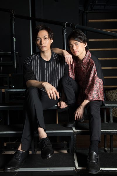 中川晃教さん（右）と加藤和樹さん＝撮影・岩村美佳