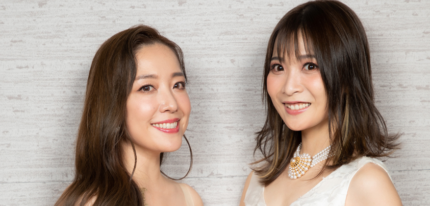 （写真左）平原綾香さん（写真右）May’ｎさん＝撮影・岩村美佳