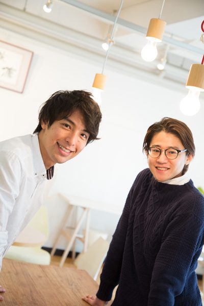 海宝直人さんと西川大貴さん＝撮影・岩村美佳