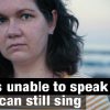 YouTubeの「Emma is unable to speak but she can still sing」＝The feed チャンネルより