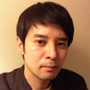 演出家の扇田拓也さん