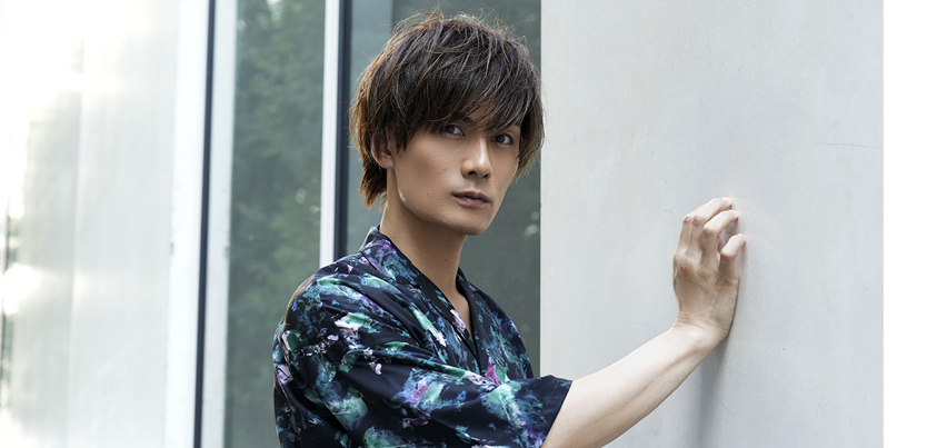 ミュージカルの世界を“聴く”」、『LIVE in the DARK tour w/加藤和樹