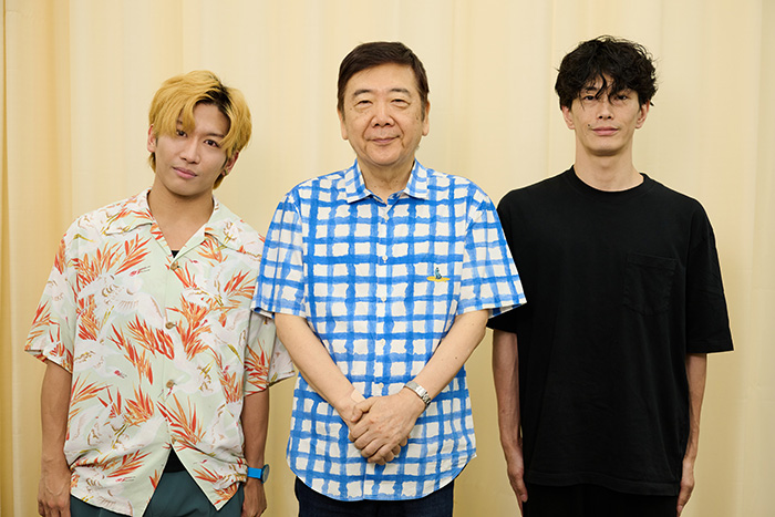 （写真左から）一色洋平さん、鴻上尚史さん、玉置玲央さん＝撮影：NORI