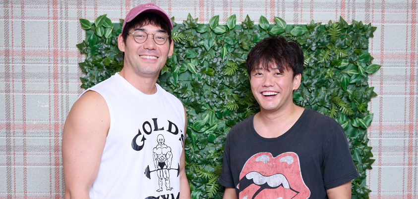 （写真右から）藤岡正明さん、spiさん＝撮影・NORI