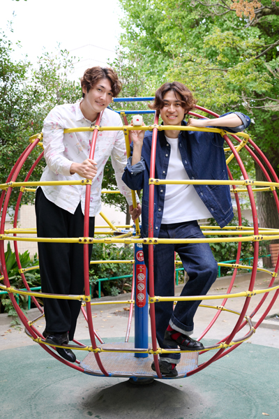 （写真左から）山田元さん、山野靖博さん＝撮影・NORI